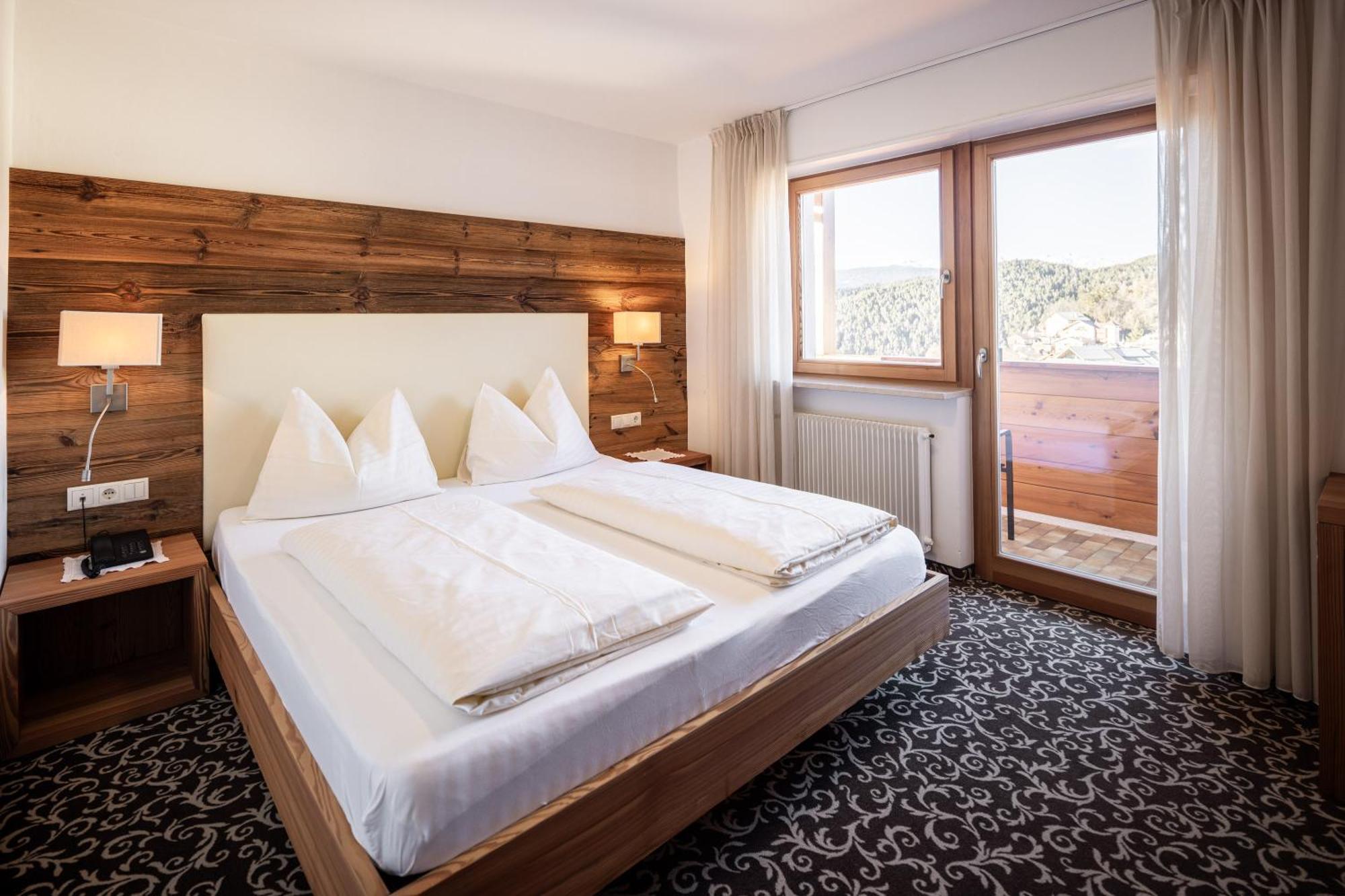 Garni Jasmin Bed & Breakfast Castelrotto Luaran gambar